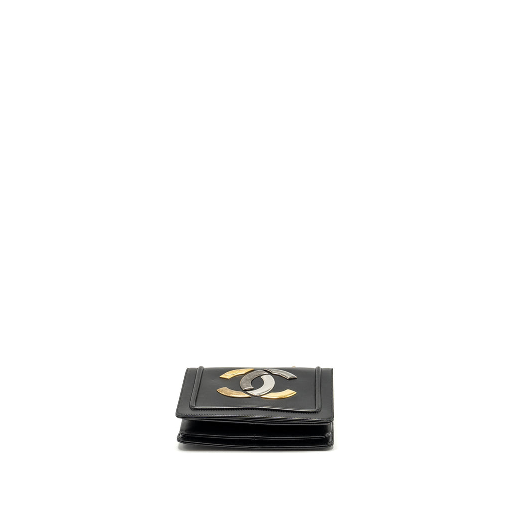 Chanel CC logo square flap bag lambskin black