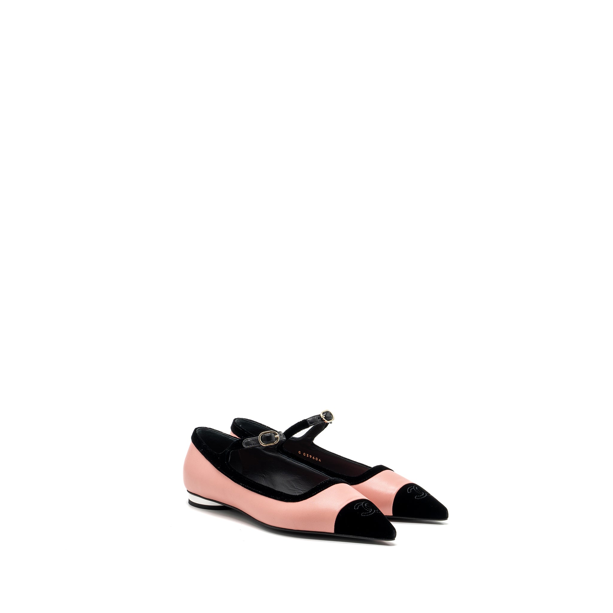 Chanel size 39.5 22K mery janes shoes lambskin / velvet pink / black L