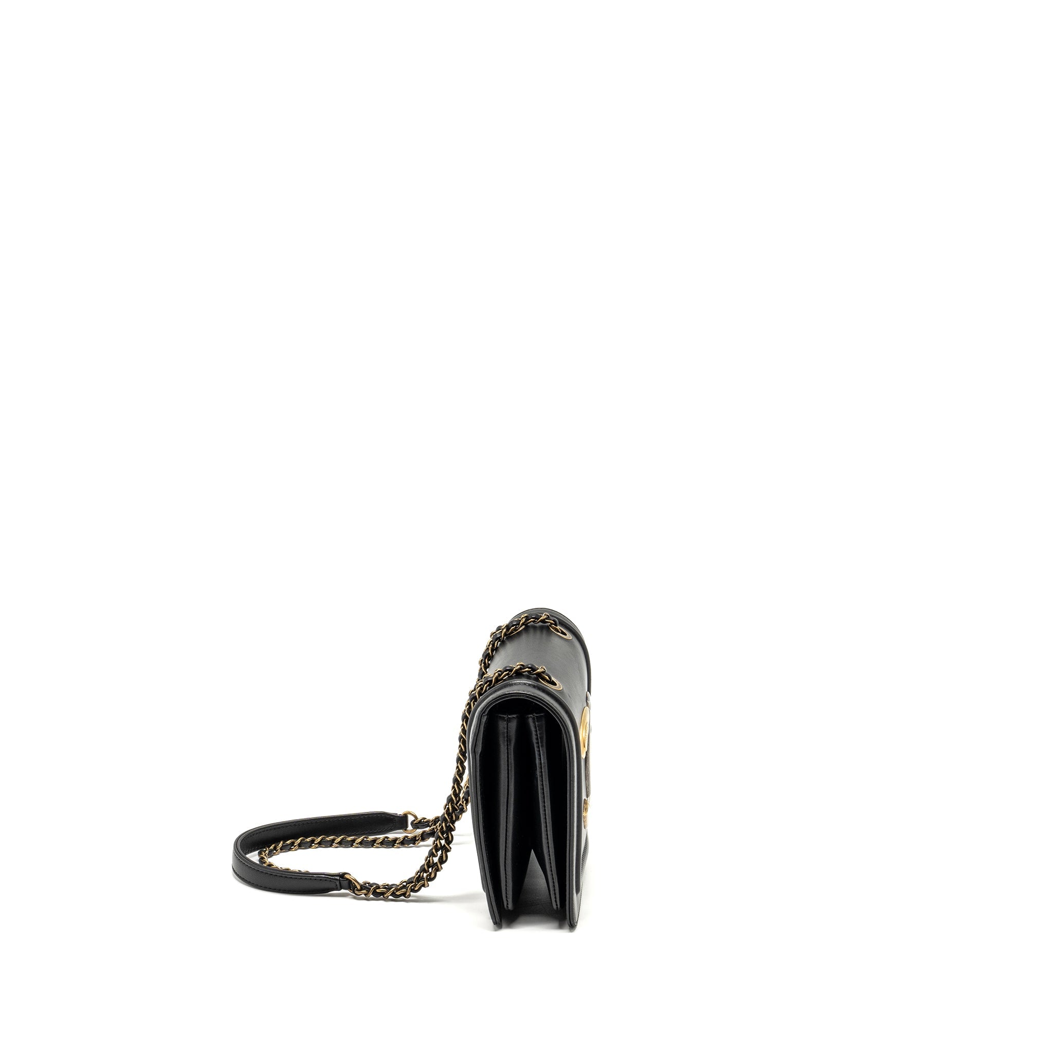 Chanel CC logo square flap bag lambskin black