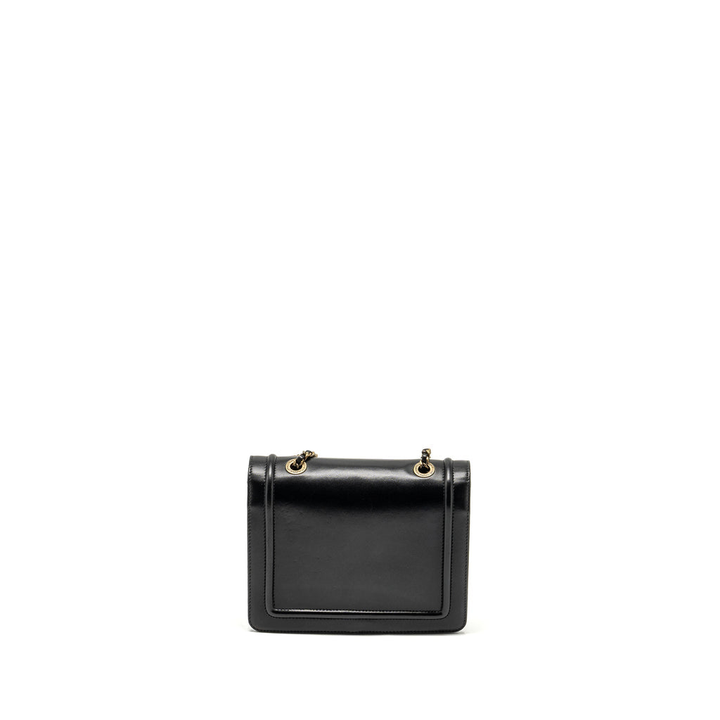 Chanel CC logo square flap bag lambskin black
