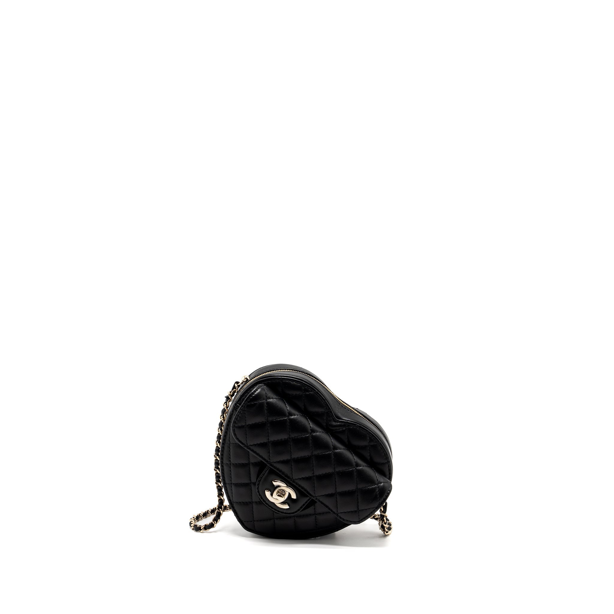 Chanel 22S Heart Bag Lambskin Black L (Microchip)