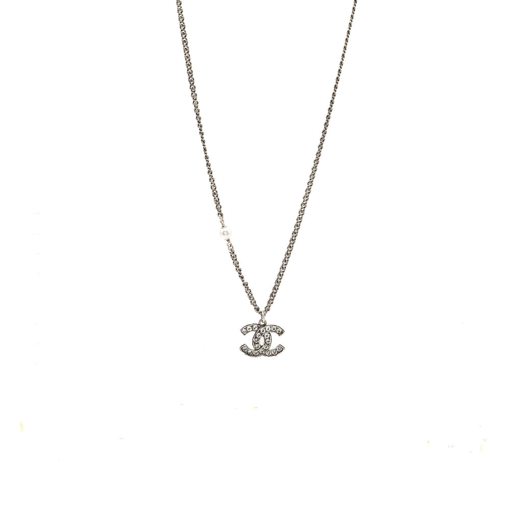 Chanel cc logo necklace crystal/pearl ruthenium hardware