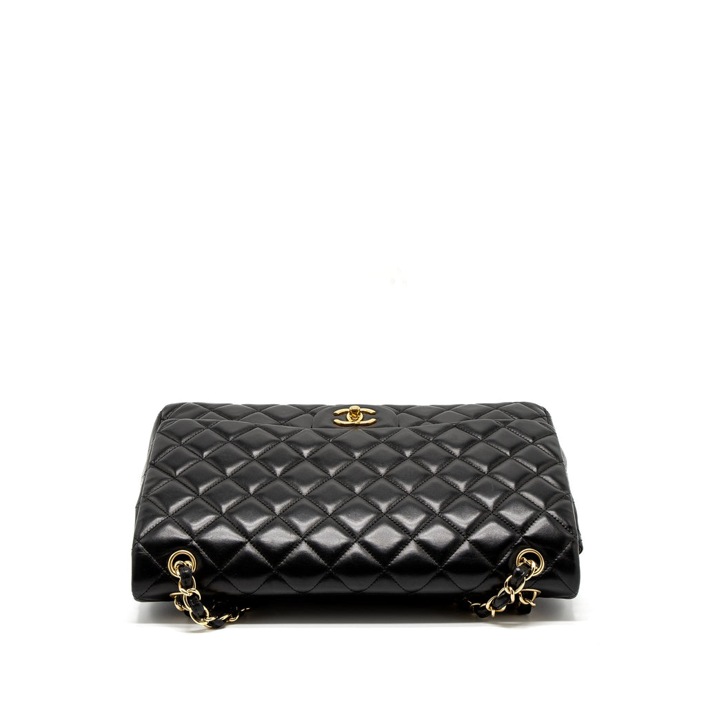 Chanel Maxi Classic Single Flap Bag Lambskin Black