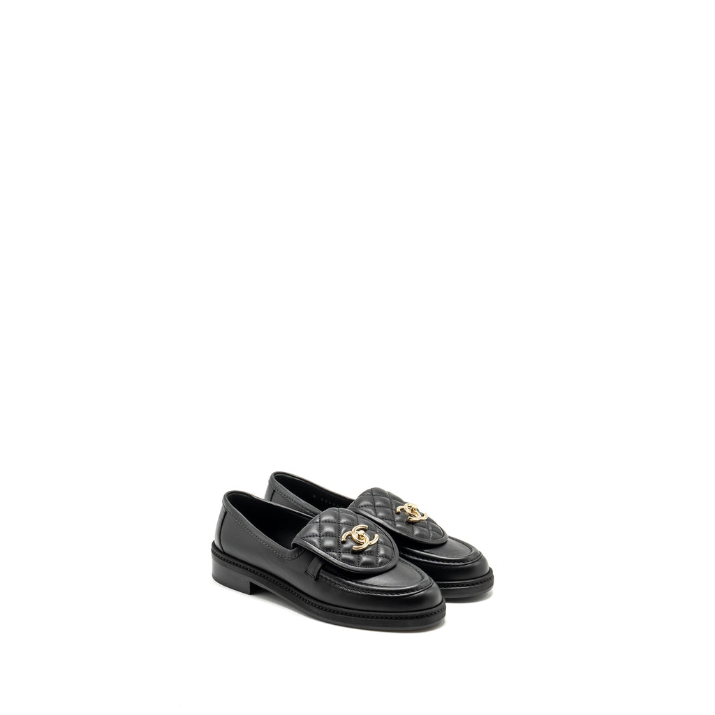 Chanel Size 37 CC Turnlock Loafers Quilted Leather Black L
