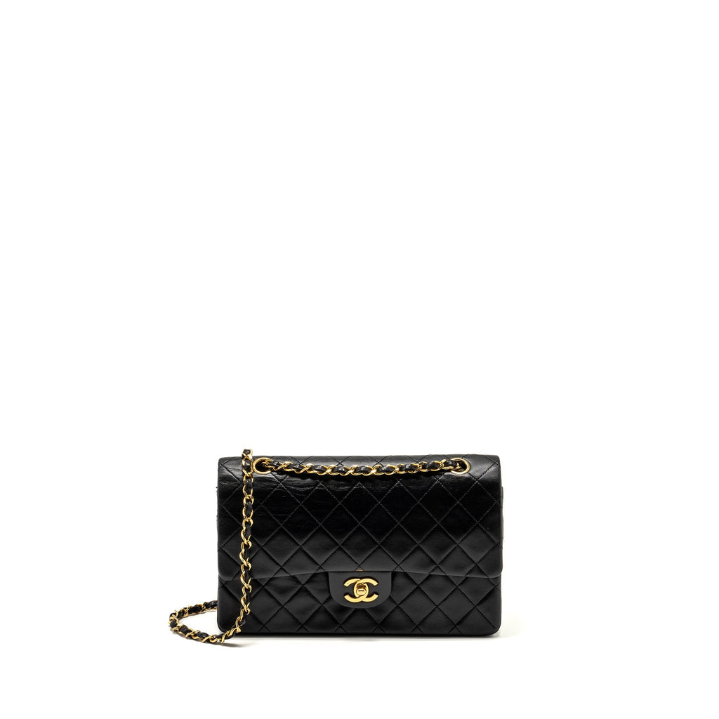 Chanel Vintage Medium Classic Double Flap Bag lambskin black