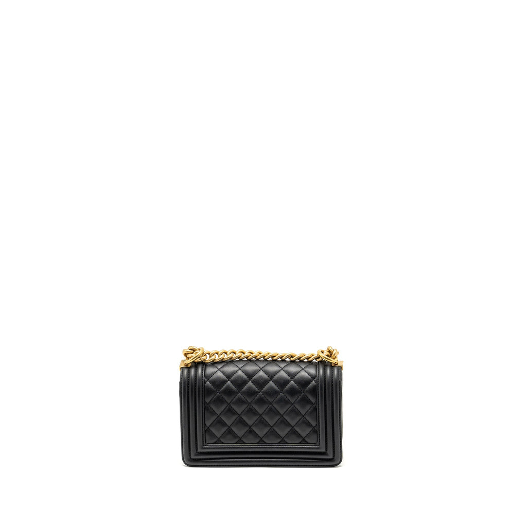 Chanel Small Boy Bag Calfskin Black  (microchip)