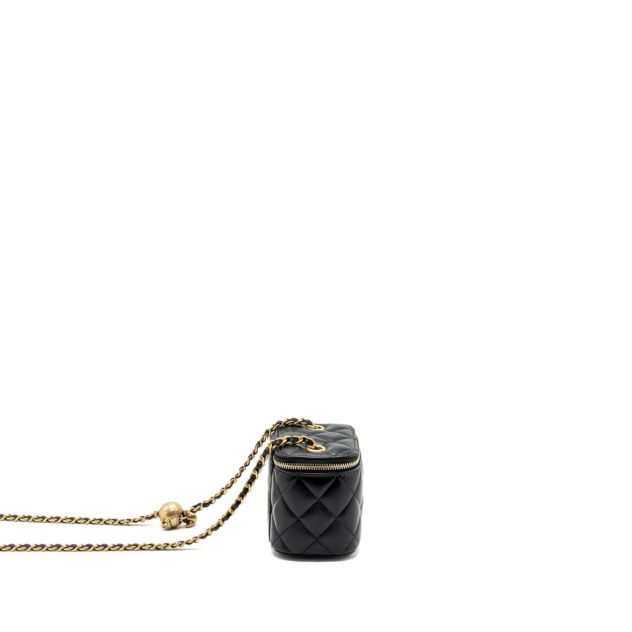 Chanel pearl crush mini vanity with chain lambskin black