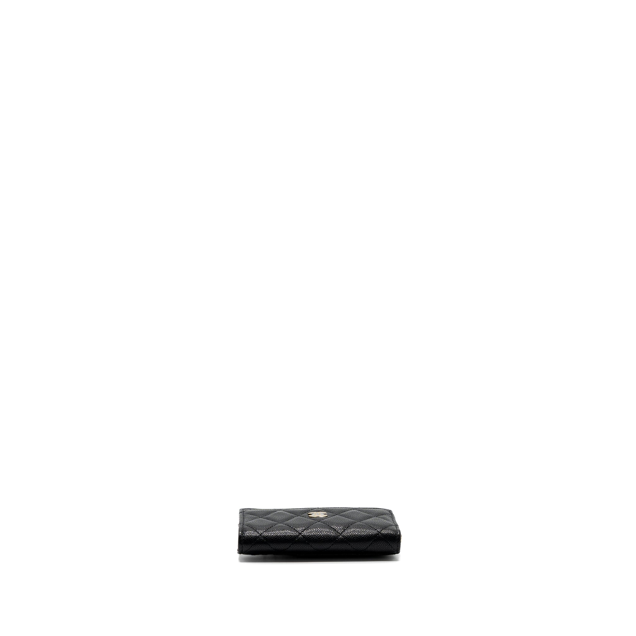 Chanel L zipper card holder caviar black  (microchip )