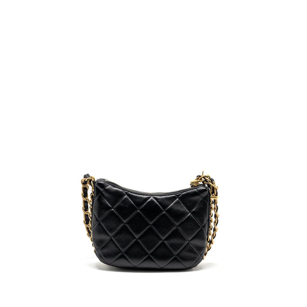 Chanel 23K hobo bag with adjustable chain lambkin black  (microchip)