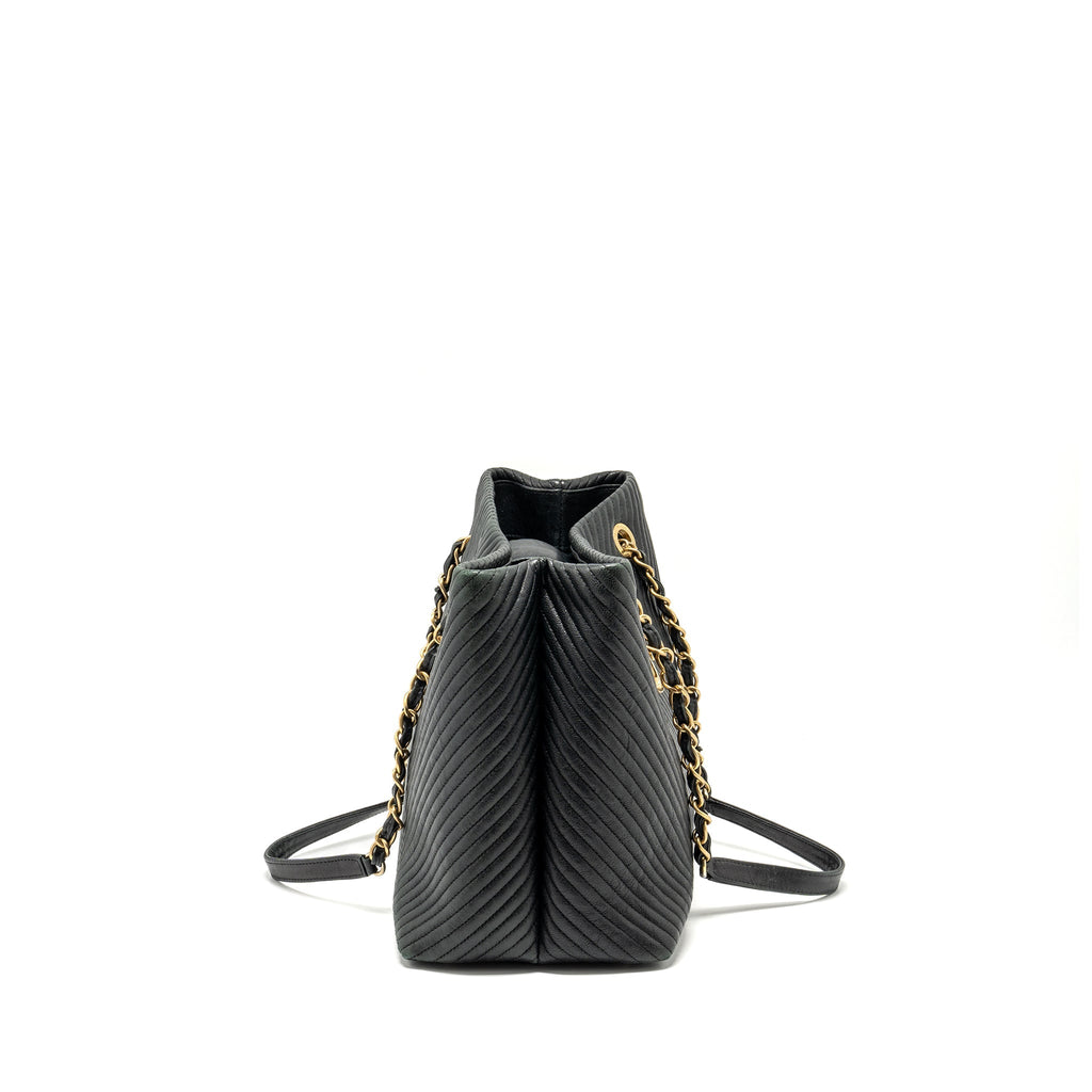 Chanel Chevron Shopping tote bag goatskin black