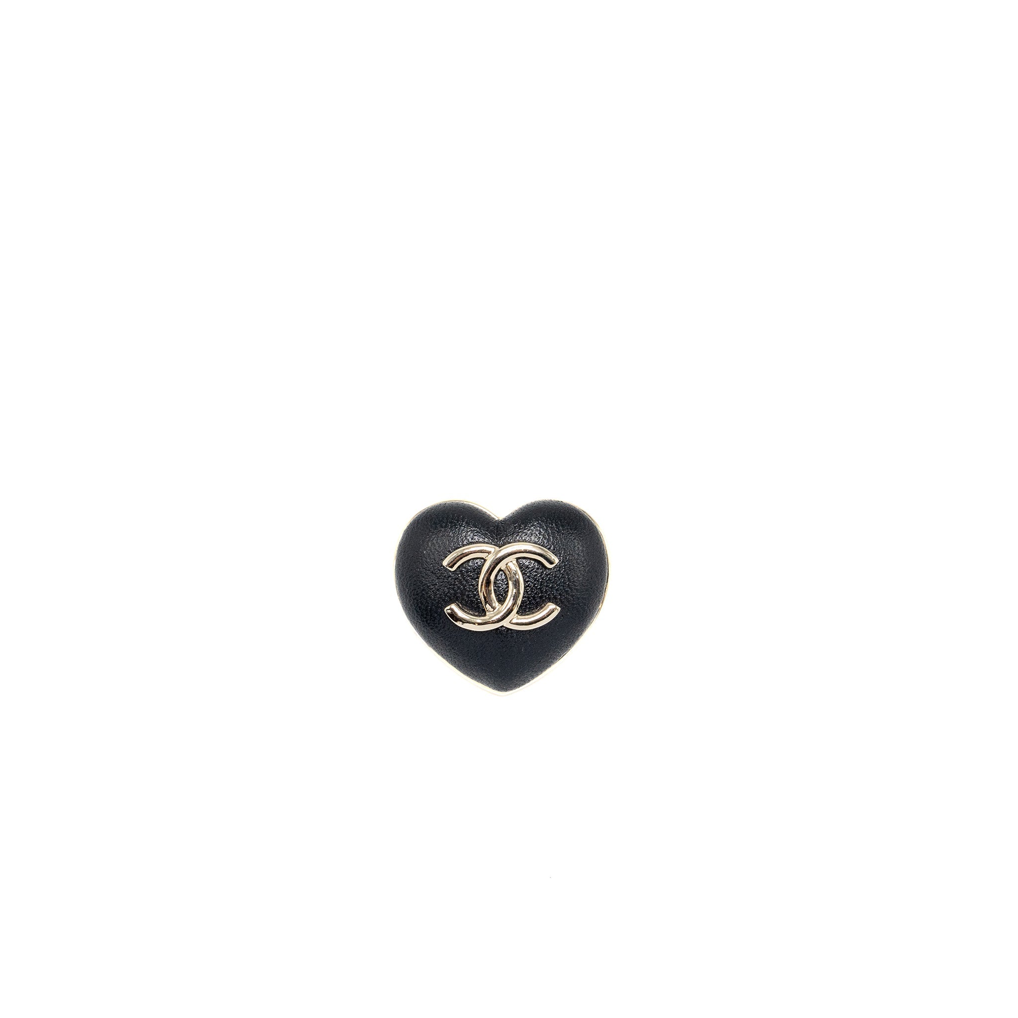 Chanel 22k Heart Shape cc Logo Brooch lambskin L