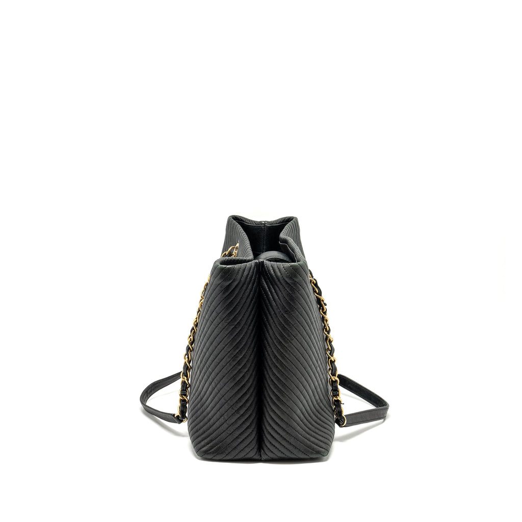 Chanel Chevron Shopping tote bag goatskin black
