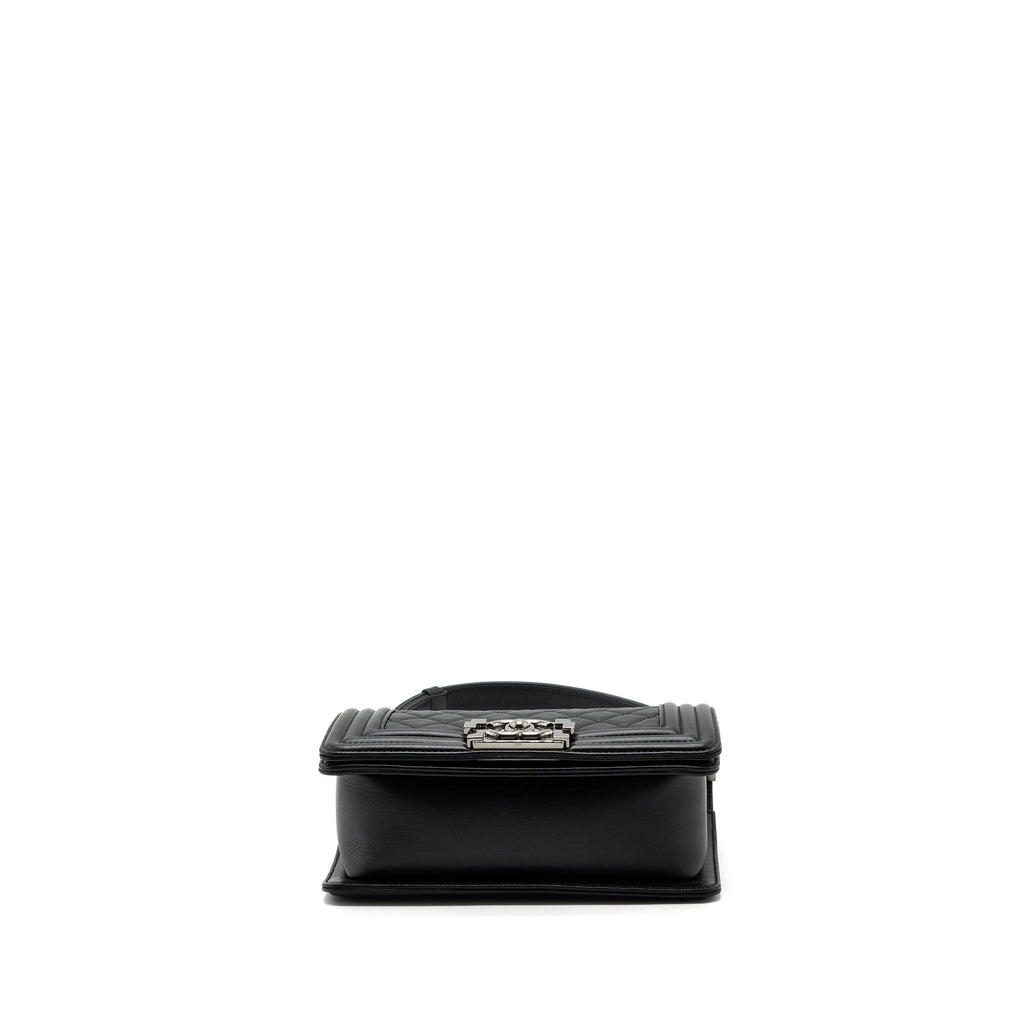 Chanel Small Boy Bag Calfskin Black  (microchip)