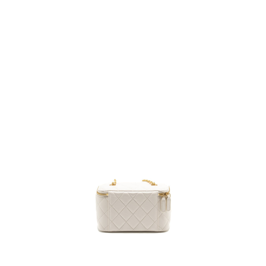 Chanel long vanity with Coco letter chain lambskin white  (microchip)