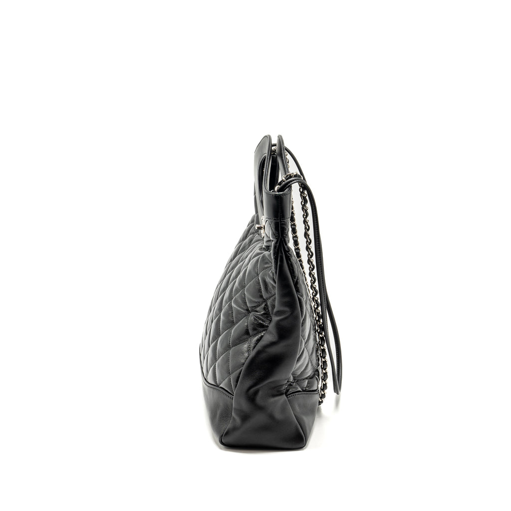 Chanel 31 bag calfskin black