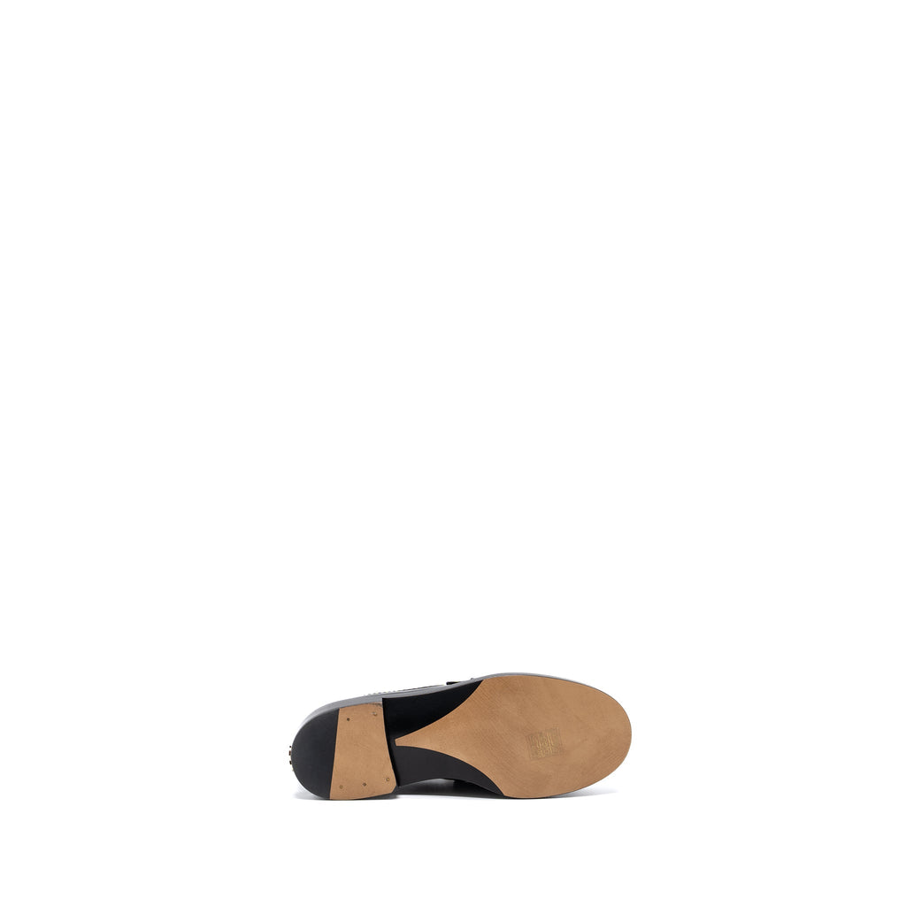 chanel size 36 letter loafer patent leather black L