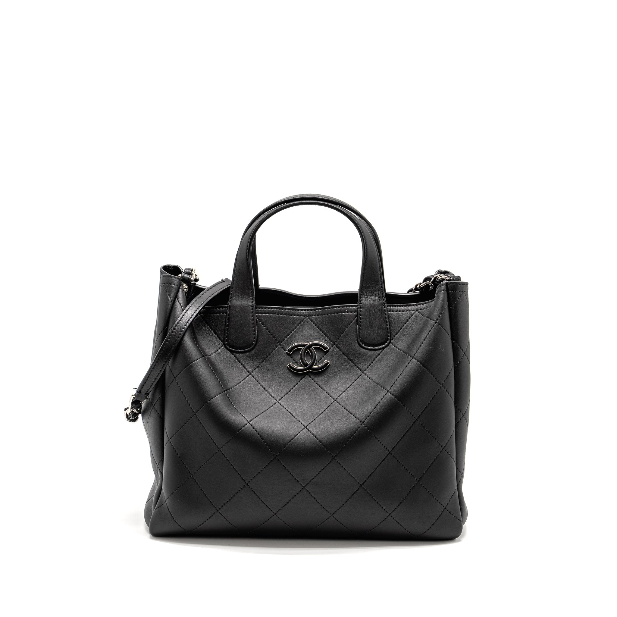 Chanel Hampton Tote Bag Lambskin Black