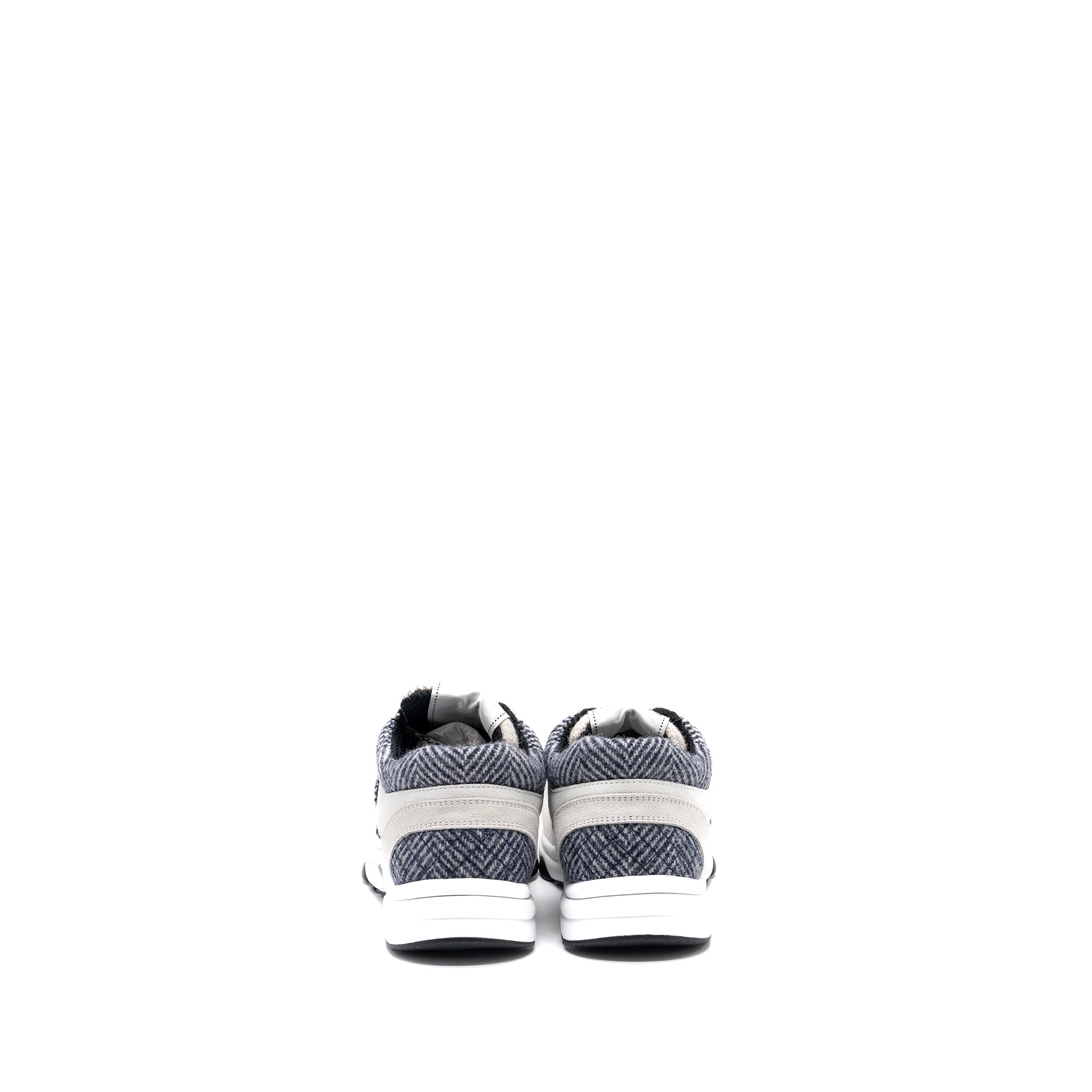 Chanel size38.5 CC logo sneakers suede / fabric light grey