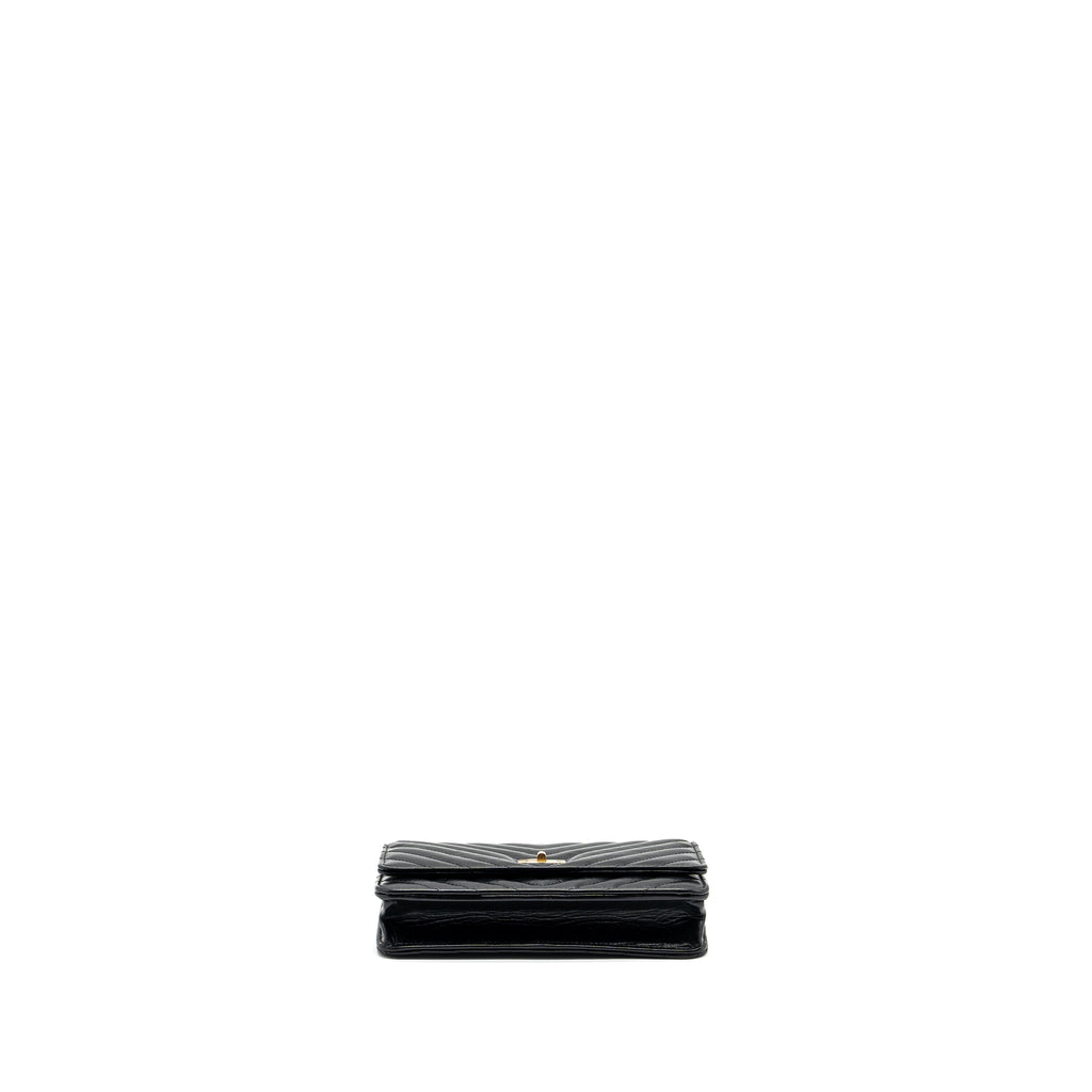 Chanel Chevron 2.55 reissue wallet on Chain aged calfskin black  (microchip)