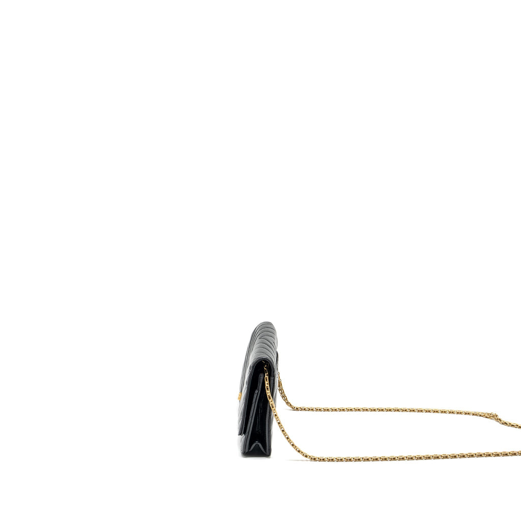 Chanel Chevron 2.55 reissue wallet on Chain aged calfskin black  (microchip)
