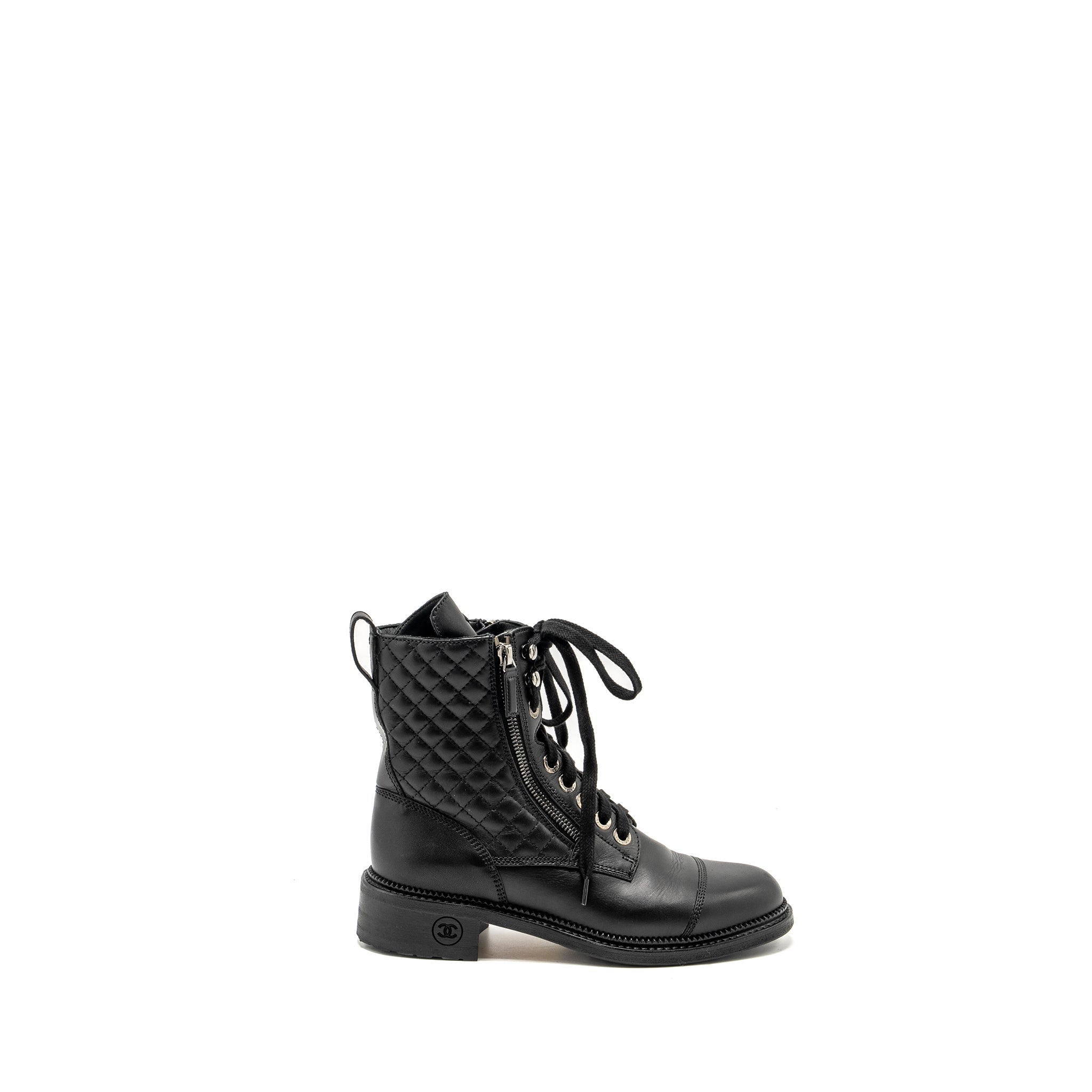 Chanel Size 38 Quilted Lace Up Combat Boots Calfskin Black