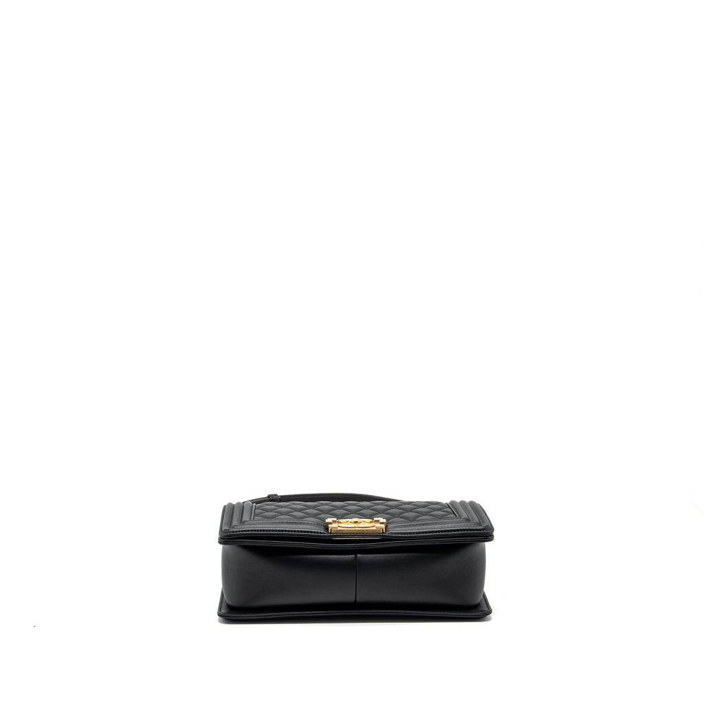 Chanel medium boy bag smooth calfskin black