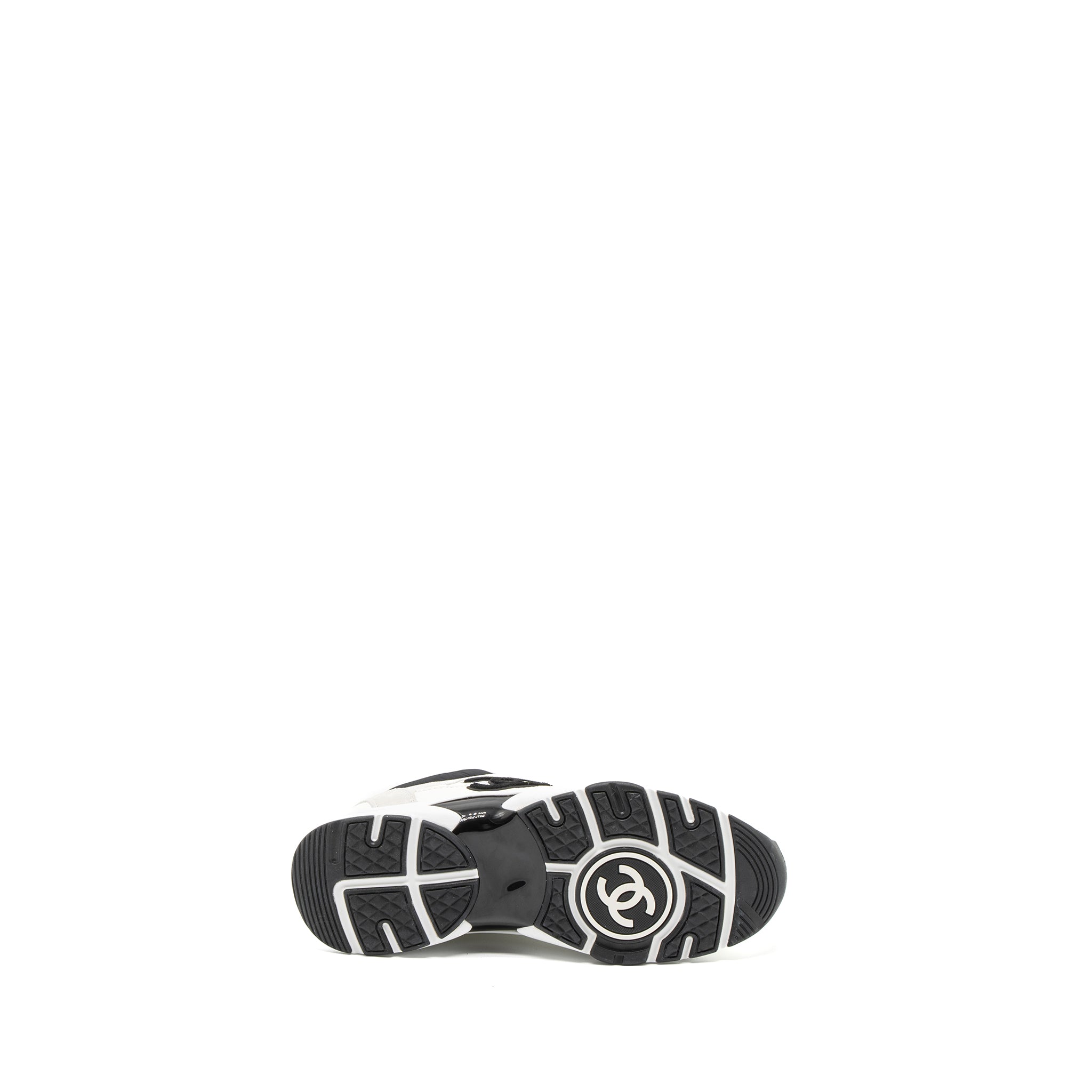 Chanel Size 38 Trainers Suede/Calfskin Black/White