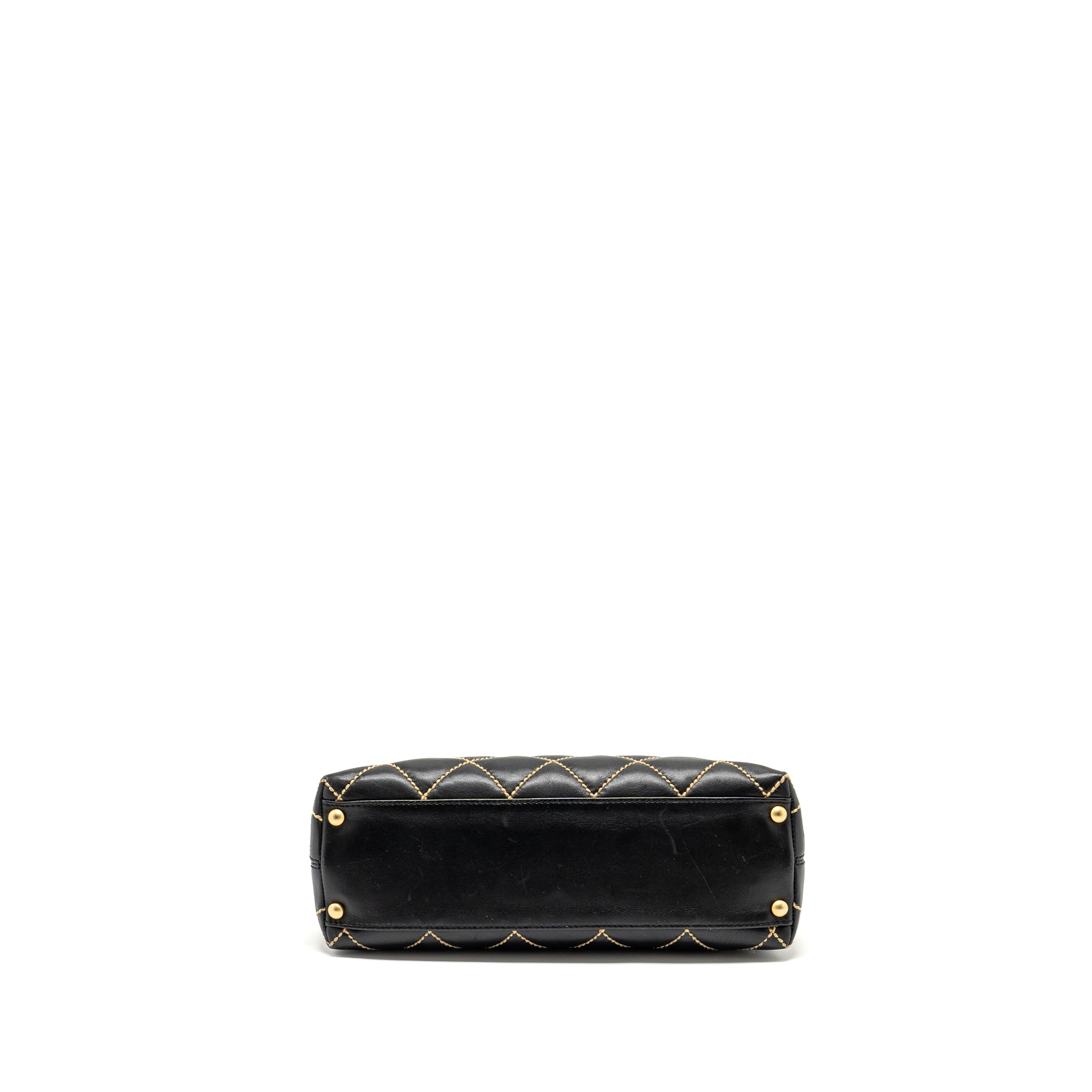 Chanel vintage quilted zip shoulder bag calfskin black