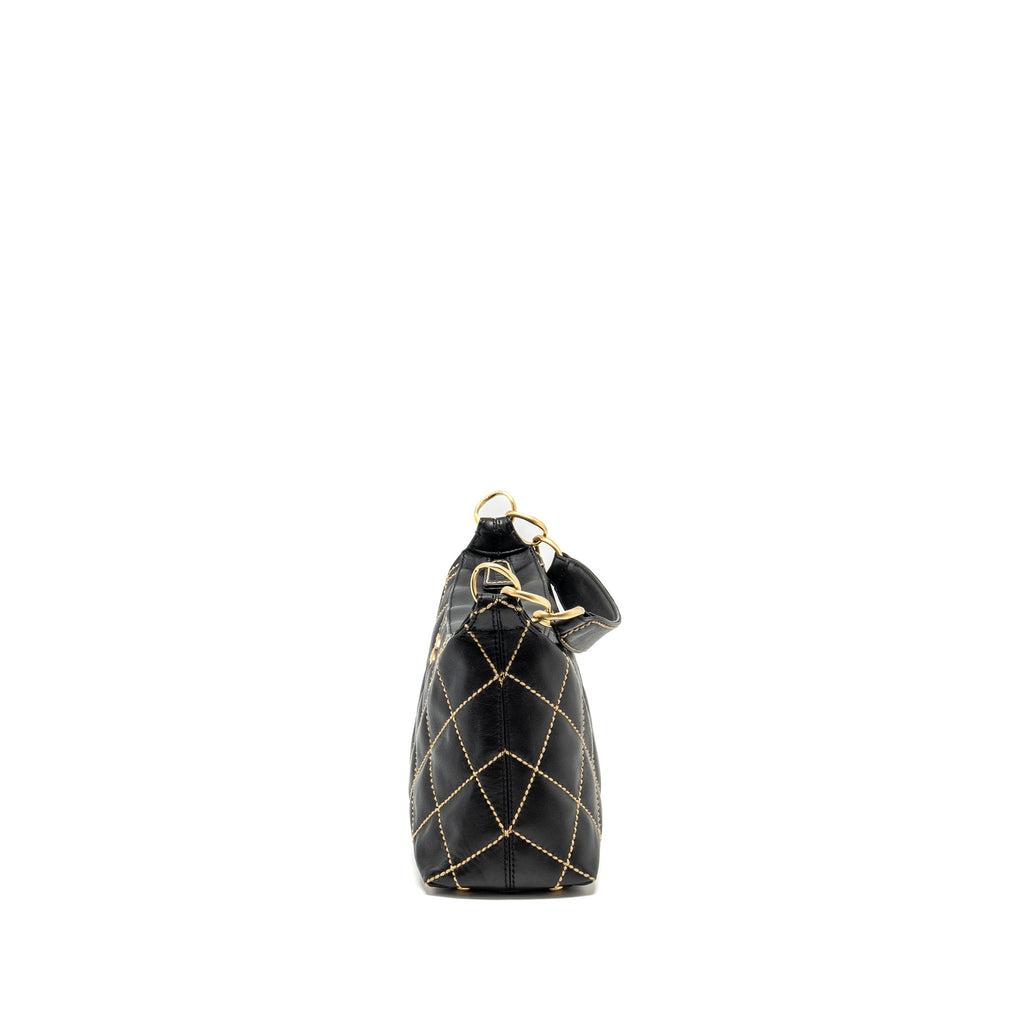 Chanel vintage quilted zip shoulder bag calfskin black