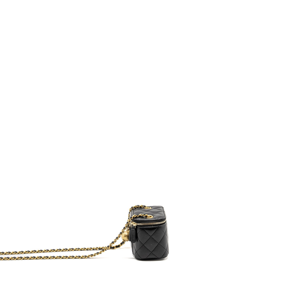 Chanel Pearl Crush Mini Vanity Case Lambskin Black