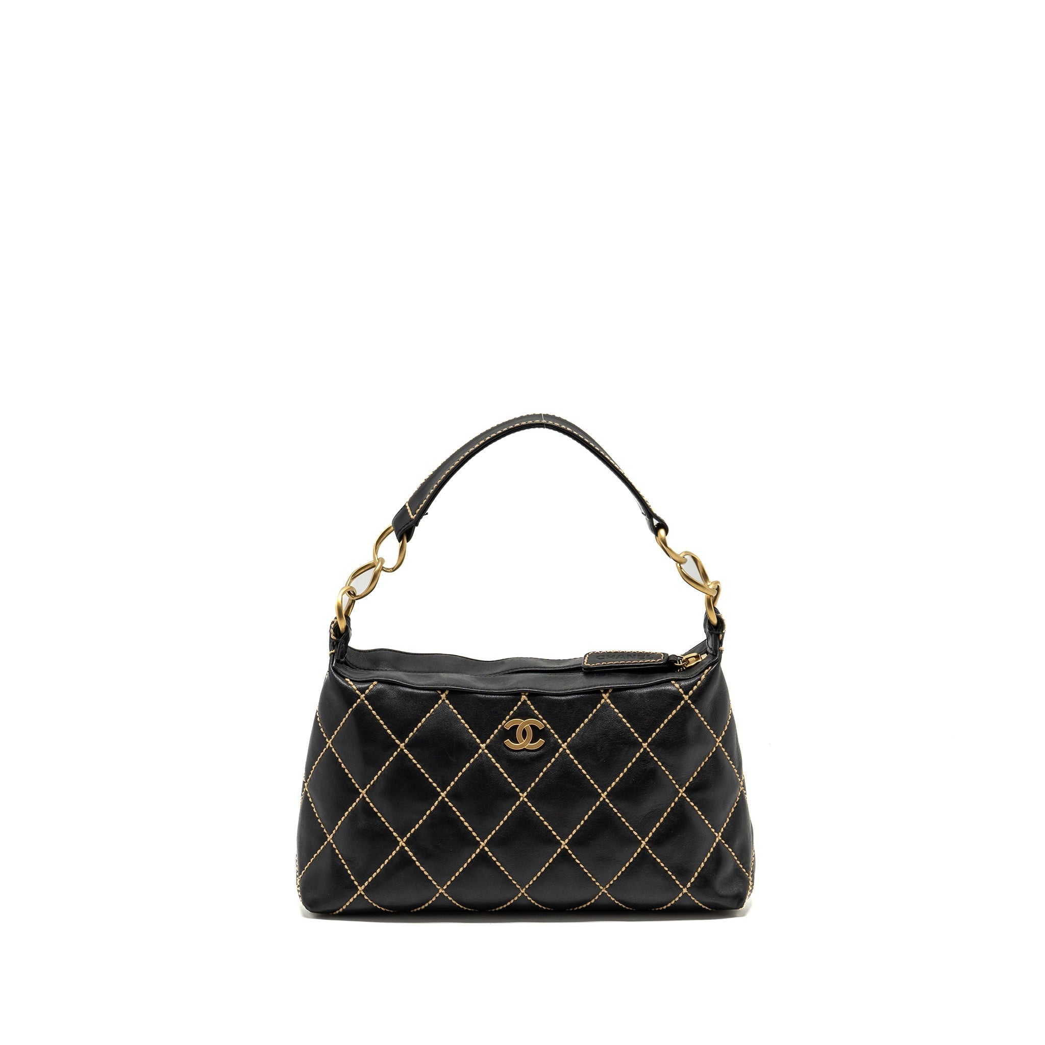 Chanel vintage quilted zip shoulder bag calfskin black