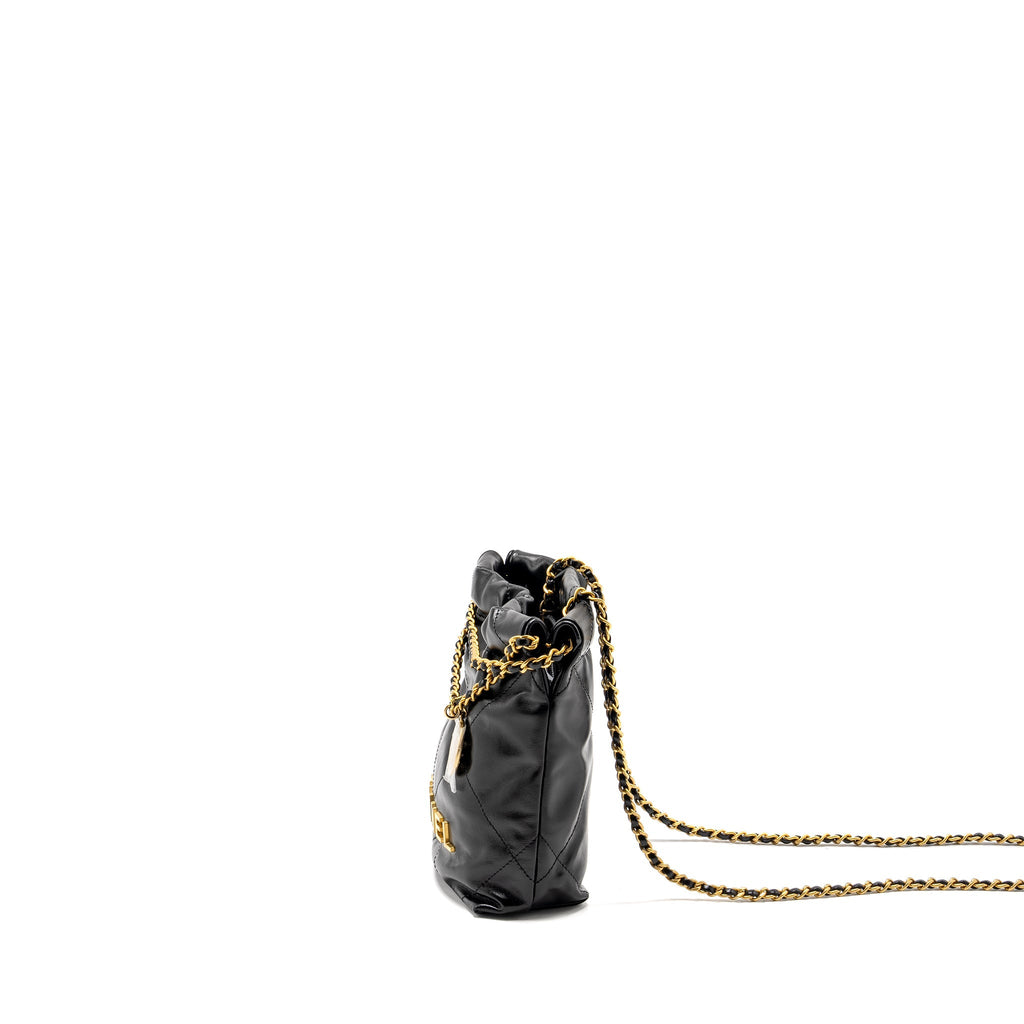 Chanel Mini 22 Bag Calfskin Black  (Microchip)