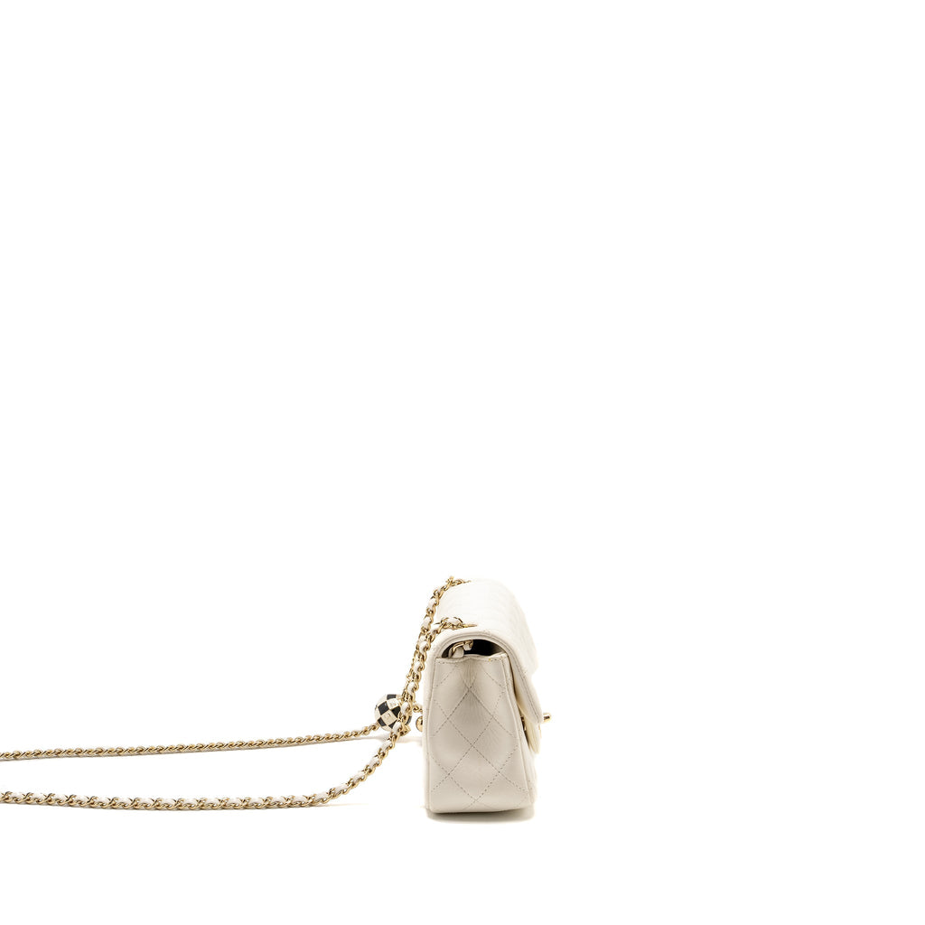 Chanel 23C Pearl Crush Mini Rectangular Flap Bag Lambskin White L (Microchip)