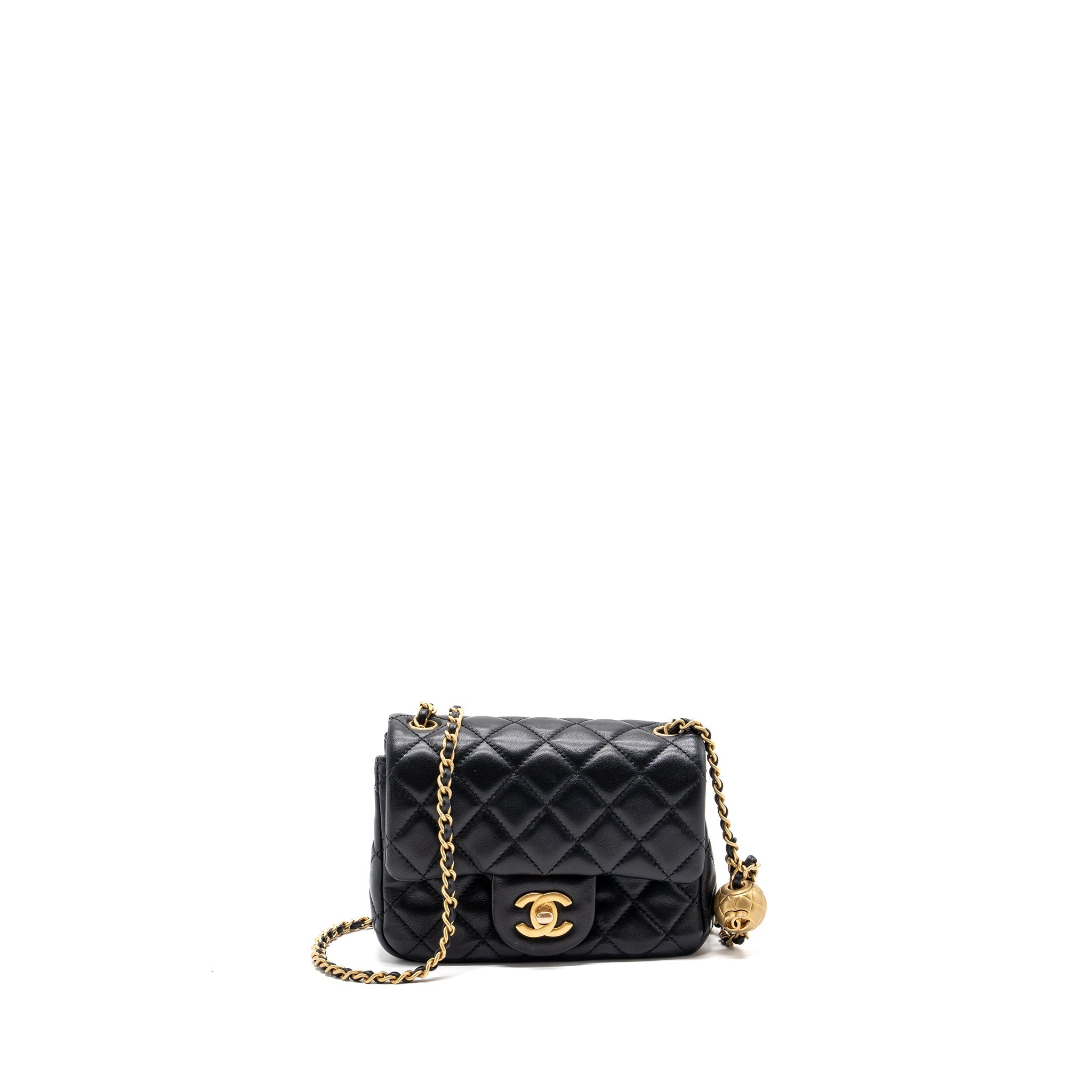 chanel pearl crush mini square flap bag lambskin black  (microchip)