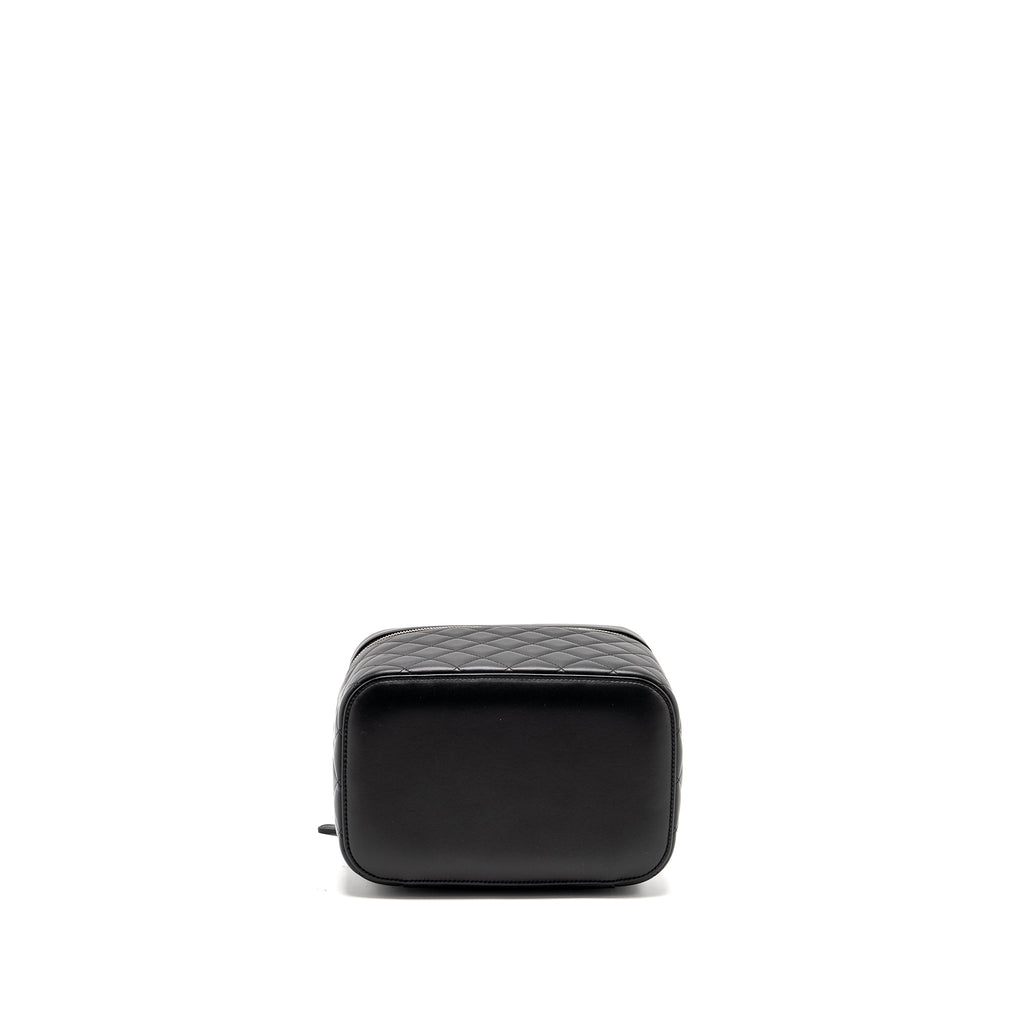 CHANEL Quilted Vanity Case Lambskin Black