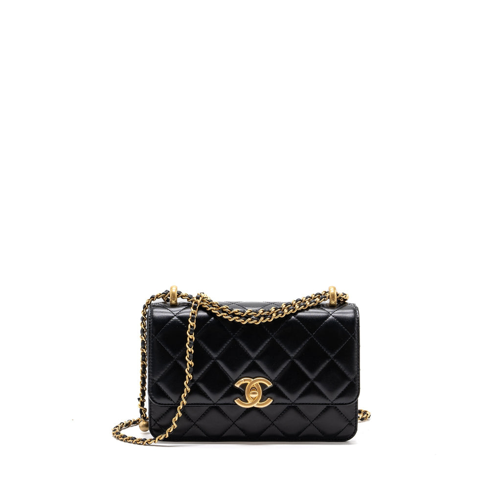 Chanel 24C gold crush flap bag calfskin black  (microchip)