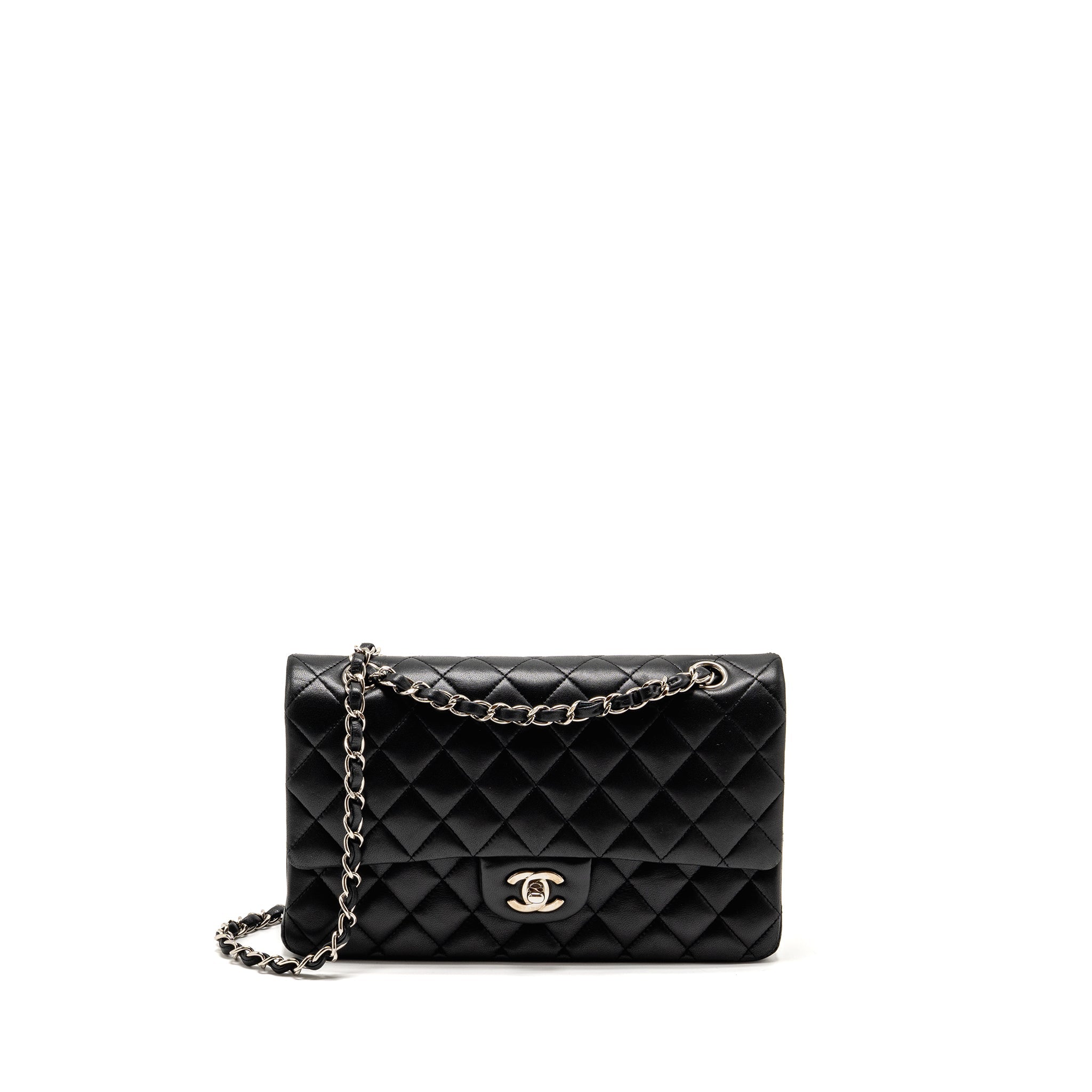 Chanel Medium Classic Double Flap Bag Lambskin BLACK