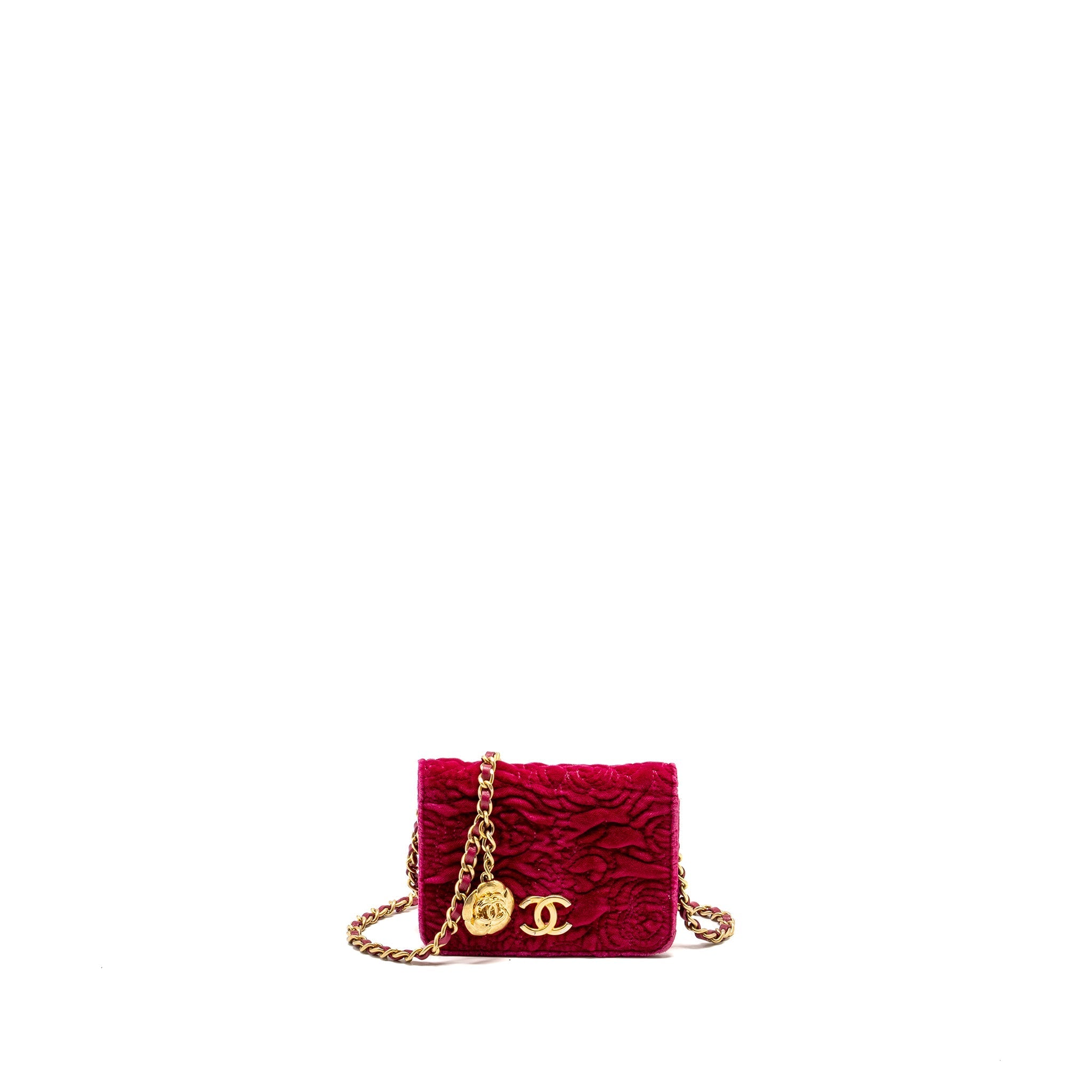 Chanel 21A mini Camelia Flap Bag Velvet Fushia