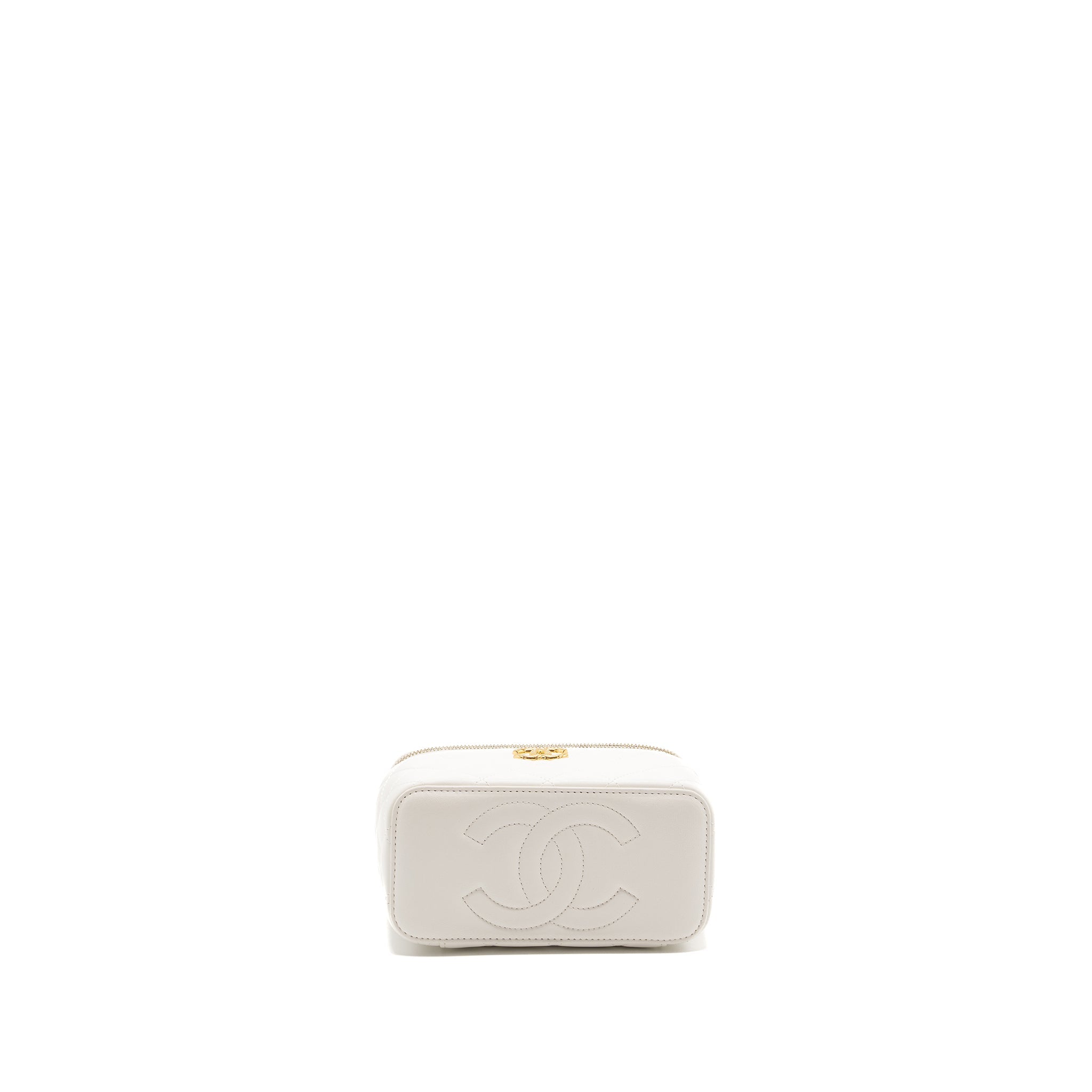 Chanel long vanity with lambskin white  (Microchip)