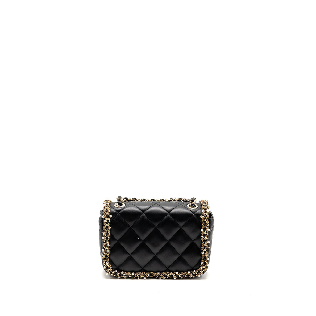 Chanel Pearl Detailed Edge Mini Flap Bag Lambskin Black L (Microchip)