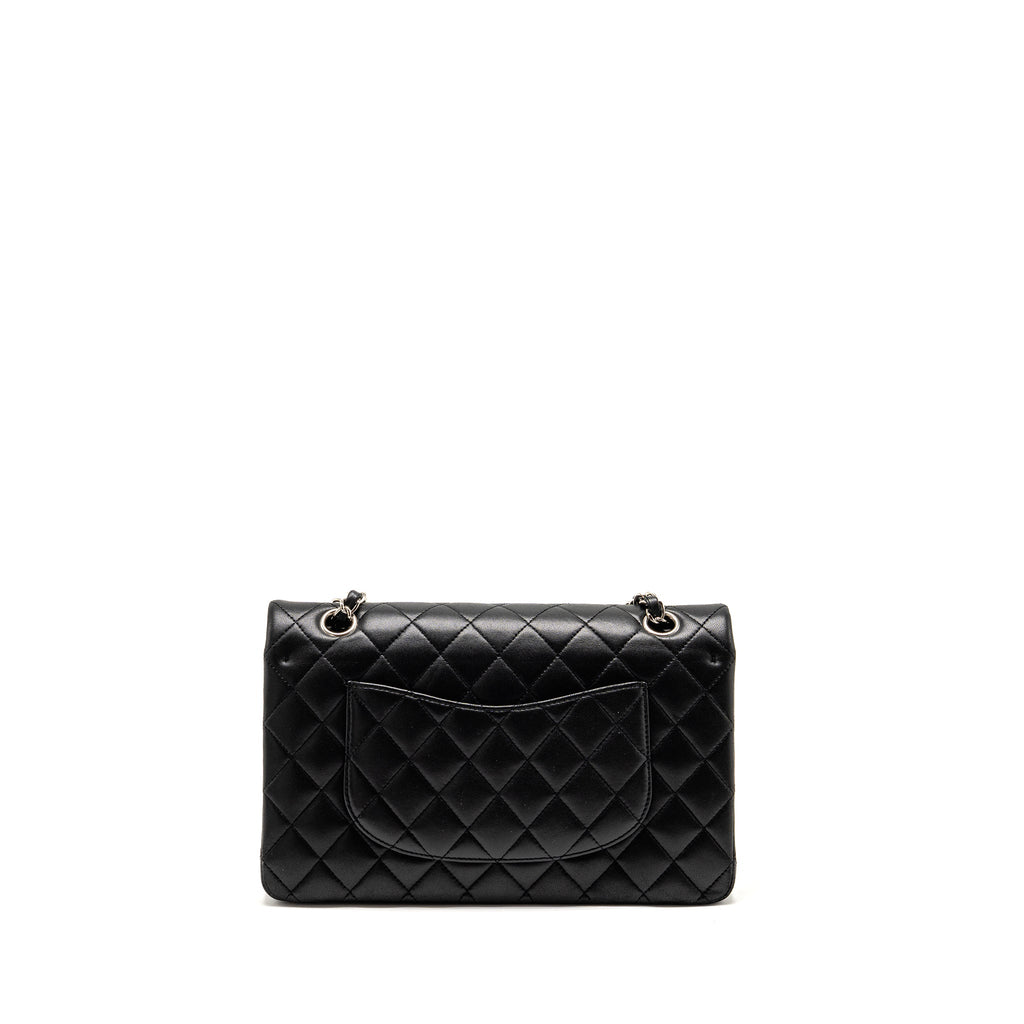Chanel Medium Classic Double Flap Bag Lambskin BLACK