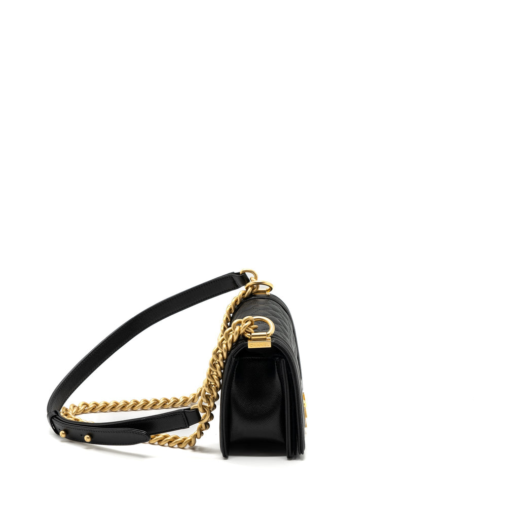 CHANEL SMALL BOY Bag Caviar BLACK  (Microchip)