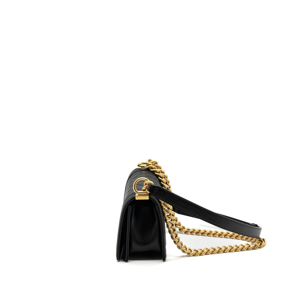 CHANEL SMALL BOY Bag Caviar BLACK  (Microchip)