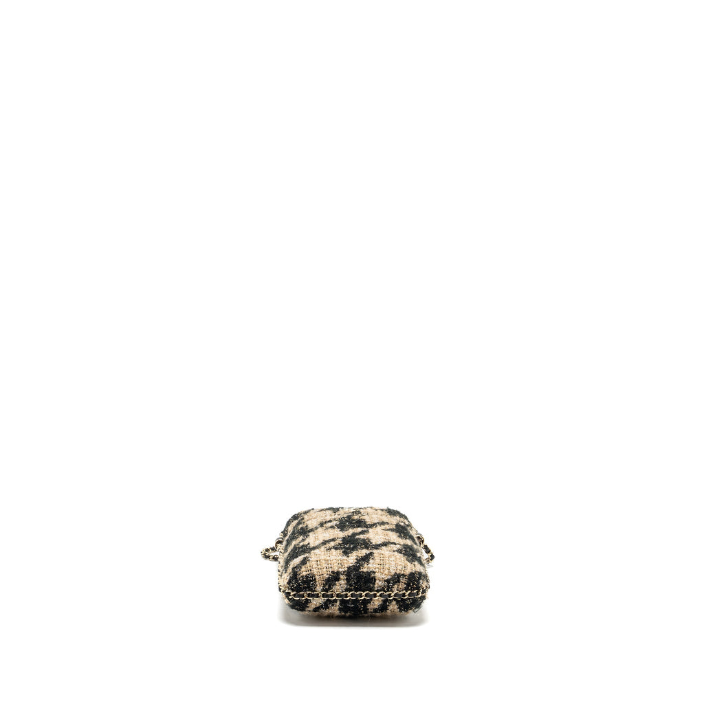 Chanel Vertical Phone Case Tweed beige / black L