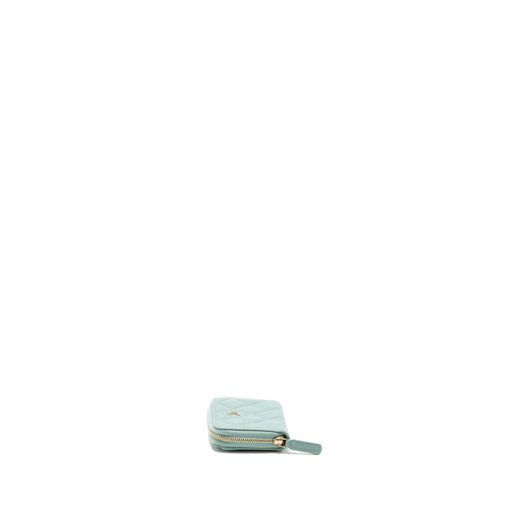 Chanel Zip Card Holder Caviar Light Green L