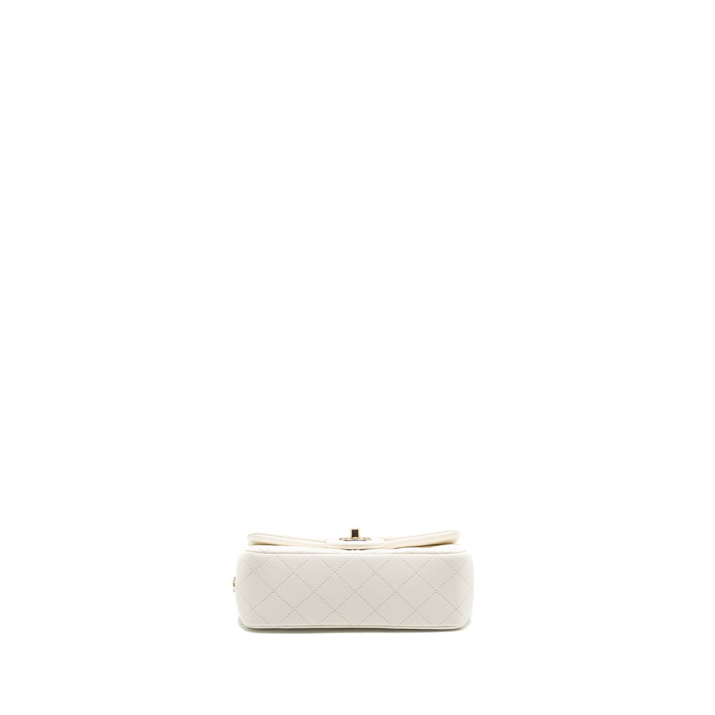 Chanel 23C pearl crush mini rectangular flap bag lambskin white L (microchip)