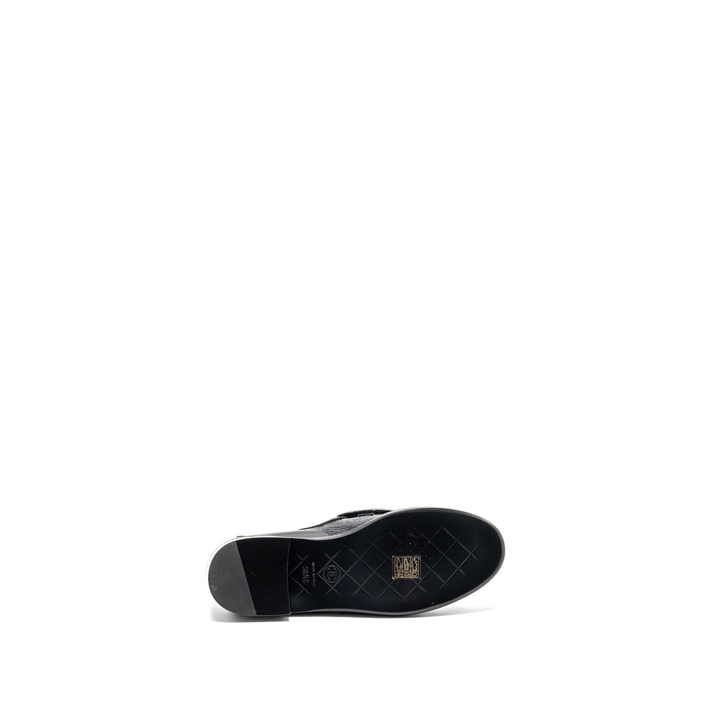 Chanel Size 38.5 Quilted CC Logo Loafer Patent Lambskin Black L