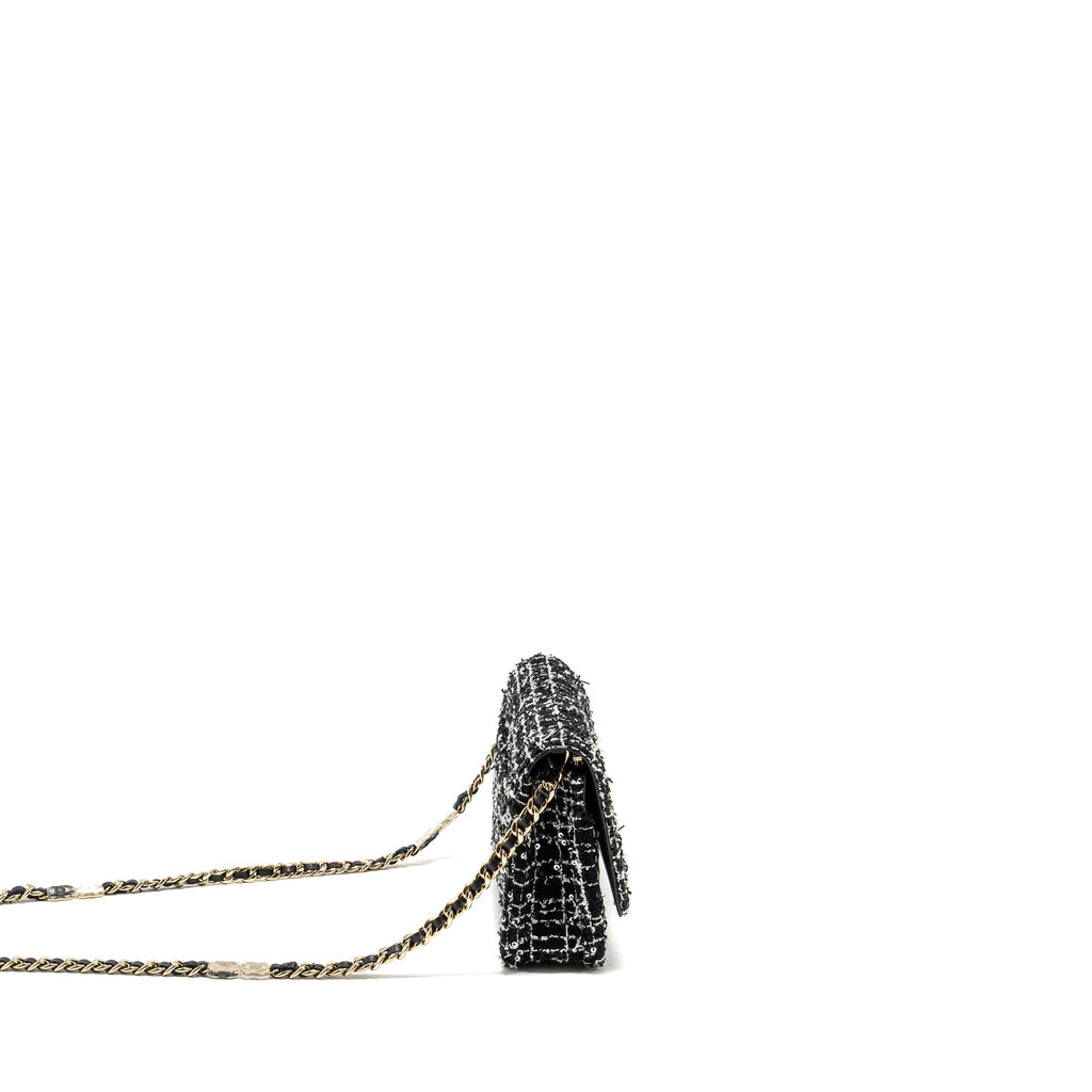 Chanel 24p Detail Chains Wallet On Chain Tweed/Sequins Black/White L (Microchip)