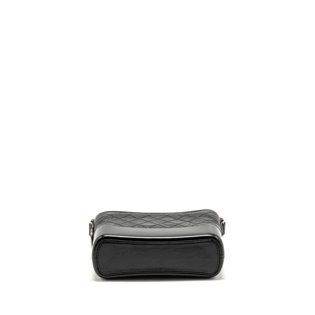 Chanel New Medium Gabrielle Hobo Bag Calfskin Black Multicolour Hardware (Microchip)