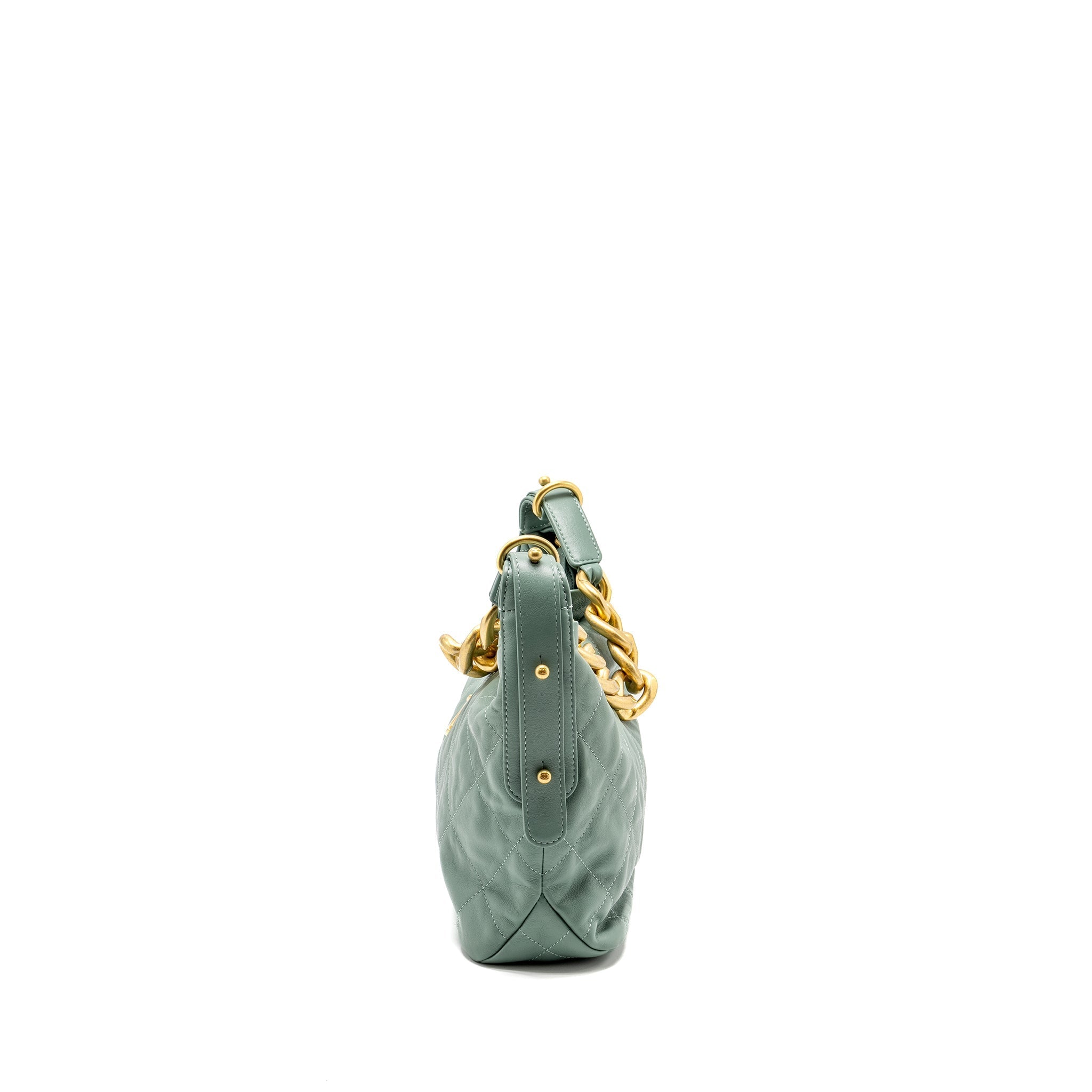 Chanel 22C Hobo bag with Giant Chain calfskin Green  (microchip)